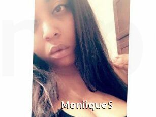 MoniiqueS