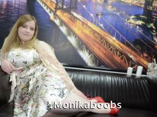 Monikaboobs