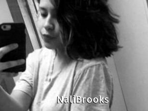 Nali_Brooks
