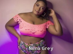 Niina_Grey