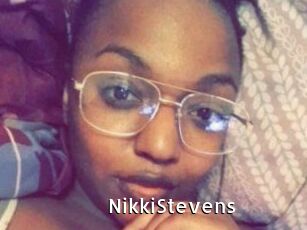 Nikki_Stevens