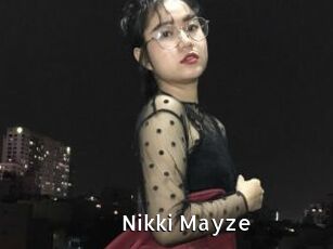Nikki_Mayze