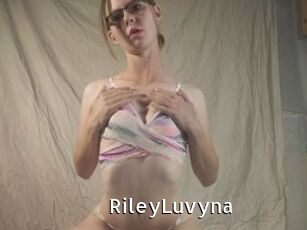 RileyLuvyna