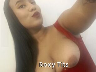 Roxy_Tits