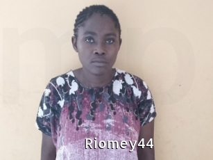 Riomey44