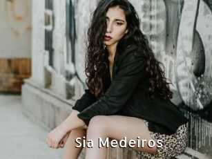 Sia_Medeiros