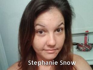 Stephanie_Snow