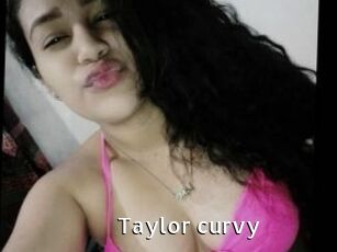 Taylor_curvy