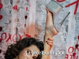 Taylorbunnyxx