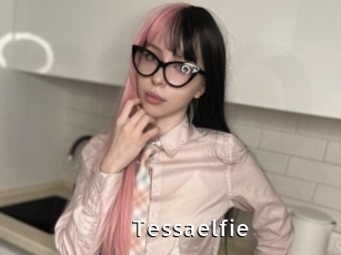 Tessaelfie