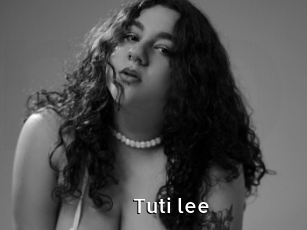 Tuti_lee