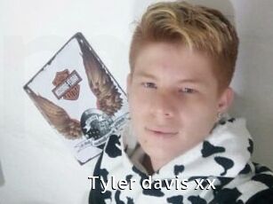 Tyler_davis_xx