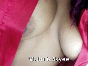 Victoria_Skyee