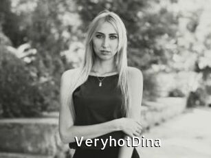 VeryhotDina