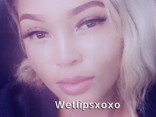 Wetlipsxoxo